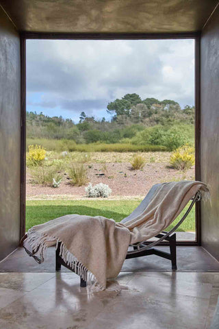 Beba - Morbido Plaid in Baby Alpaca e Lana Garzata Nocciola