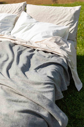 Piuma Coperta in Lana Vergine Grimed