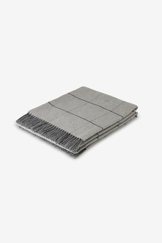 Scozia Plaid in Lana Vergine Grigio