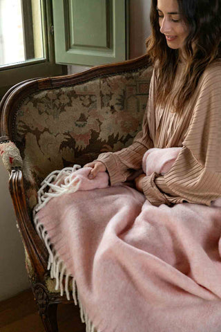 Beba - Plaid Leggero in Baby Alpaca e Lana Garzata Rosa
