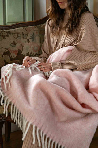 Beba - Plaid Leggero in Baby Alpaca e Lana Garzata Rosa