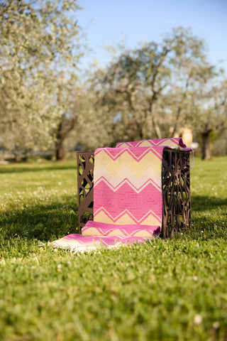 Ellen - Telo Mare in Puro Cotone con Frange motivo Zig Zag Fucsia