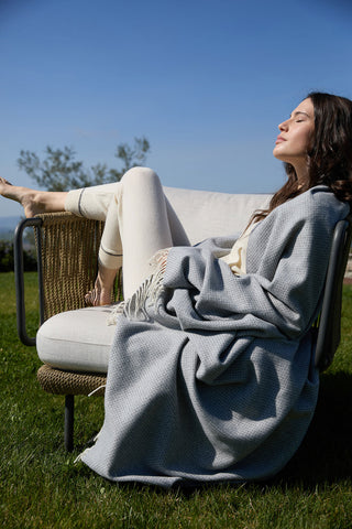 Radda - Raffinato Plaid in Cashmere e Lana Merinos Medio Bianco