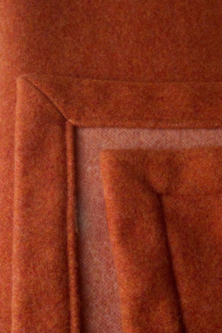 Rania - Calda Coperta Morbida in Pura Lana Merinos Mattone