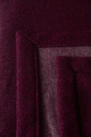 Rania - Elegante Coperta Double Face in Pura Lana Merinos Bordeaux