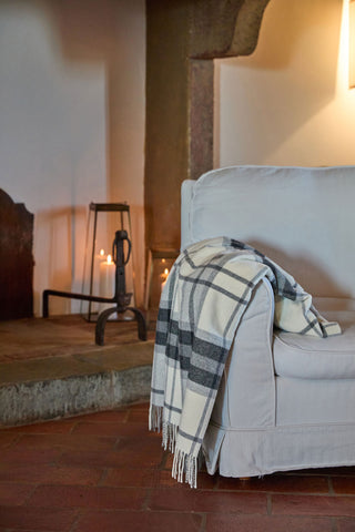 Scozia - Caldo Plaid Scozzese in Pura Lana Merinos con Frange