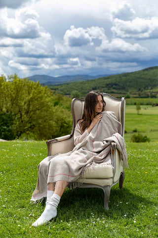 Scozia Plaid in Lana Vergine Beige Bianco Rosso